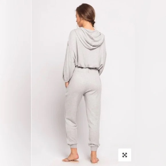 L*Space Venice Beach waffle knit jogger pant (size M/L) - Picture 5 of 14